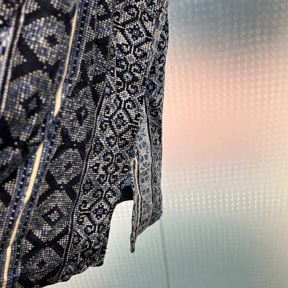 NEW & BEAUTIFUL JOAN VASS DRESS SIZE S - Picture 7 of 14